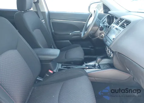 2019 Mitsubishi Outlander Sport 2.0 Es z USA, uszkodzony, nr VIN JA4AP3AU4KU013648